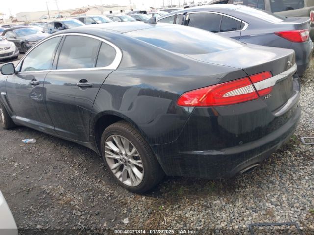 2013 JAGUAR XF SAJWA0E71D8S91484 Photo 2