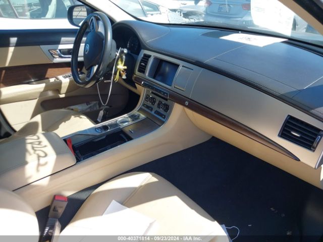 2013 JAGUAR XF SAJWA0E71D8S91484 Photo 4