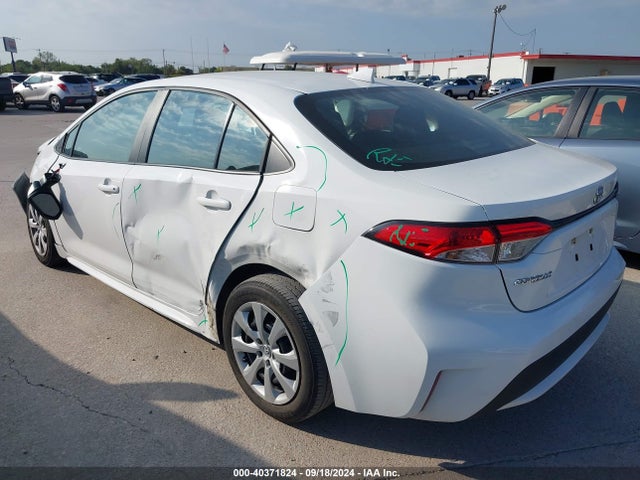 Toyota COROLLA LE 2022 5YFEPMAE7NP357434 Image 3