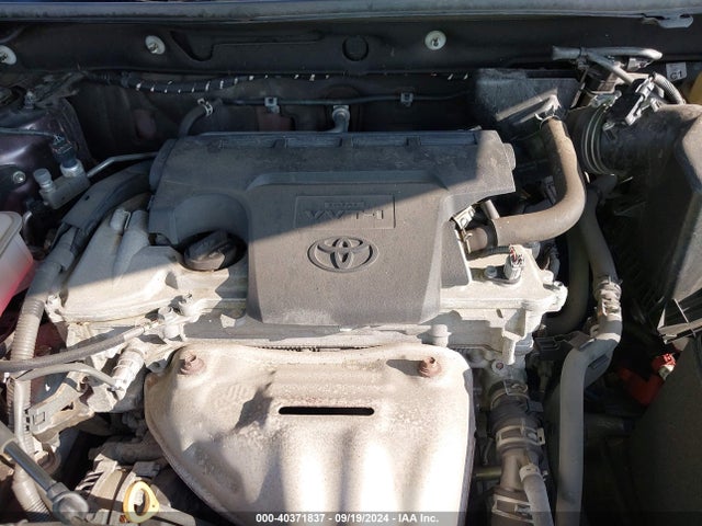 Toyota RAV4 LE 2018 2T3BFREV8JW738254 Image 10