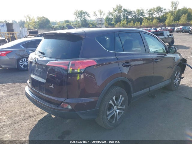 Toyota RAV4 LE 2018 2T3BFREV8JW738254 Image 4