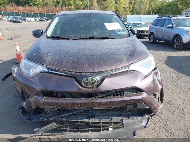 Toyota RAV4 LE 2018 2T3BFREV8JW738254 Image 6