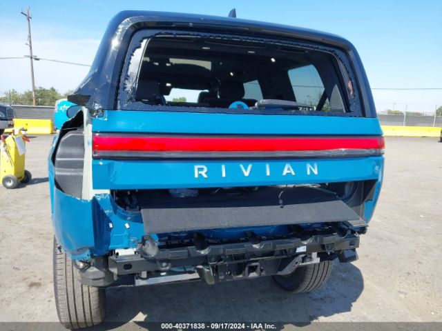 7PDSGABA1PN025608 Rivian R1s Adventure