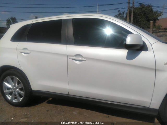 4A4AR3AU6FE047793 Mitsubishi Outlander Sport Es