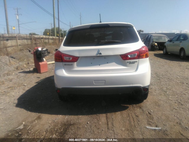 4A4AR3AU6FE047793 Mitsubishi Outlander Sport Es