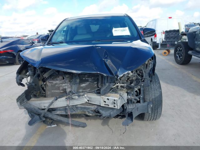 5TDBGRFH9JS039271 Toyota Highlander Hybrid Le