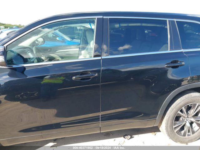 5TDBGRFH9JS039271 Toyota Highlander Hybrid Le