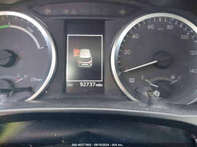 5TDBGRFH9JS039271 Toyota Highlander Hybrid Le