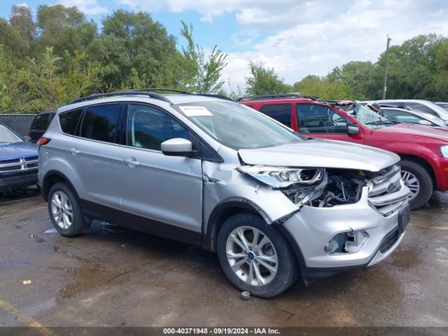 1FMCU9HD5JUA85484 Ford ESCAPE SEL