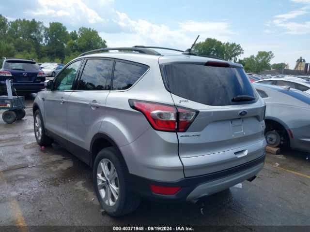 1FMCU9HD5JUA85484 Ford ESCAPE SEL
