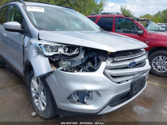1FMCU9HD5JUA85484 Ford ESCAPE SEL