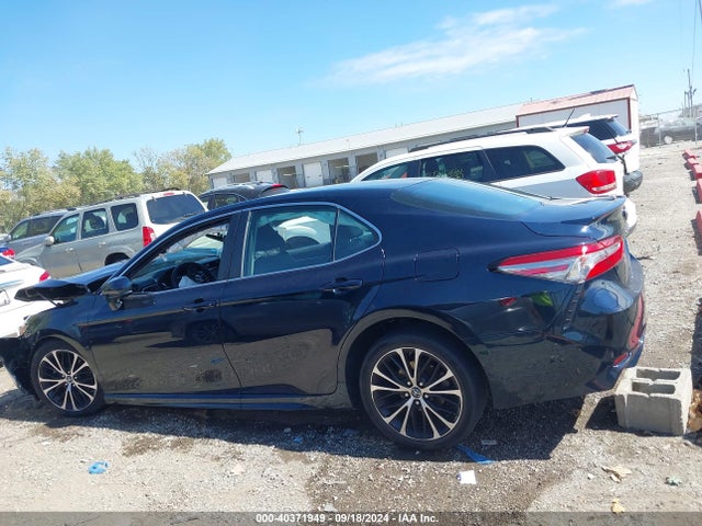 Toyota CAMRY SE 2018 4T1B11HK5JU556635 Image 14