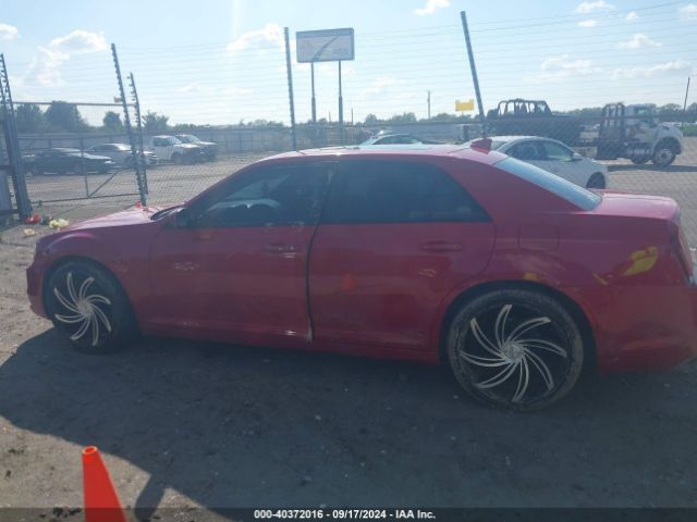 2C3CCABG0FH853981 Chrysler 300 300s