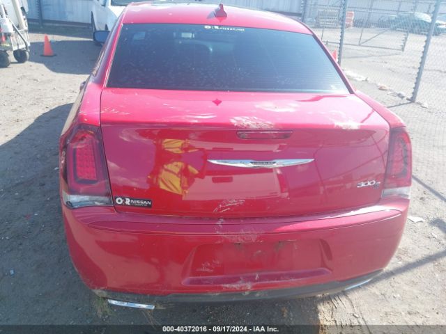 2C3CCABG0FH853981 Chrysler 300 300s