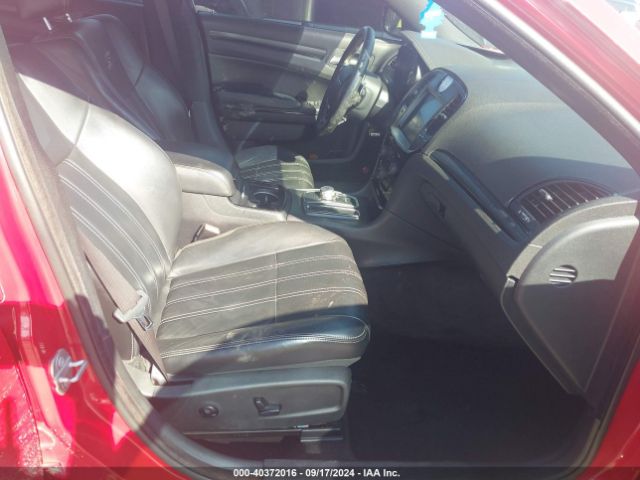 2C3CCABG0FH853981 Chrysler 300 300s