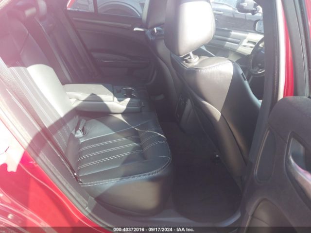 2C3CCABG0FH853981 Chrysler 300 300s