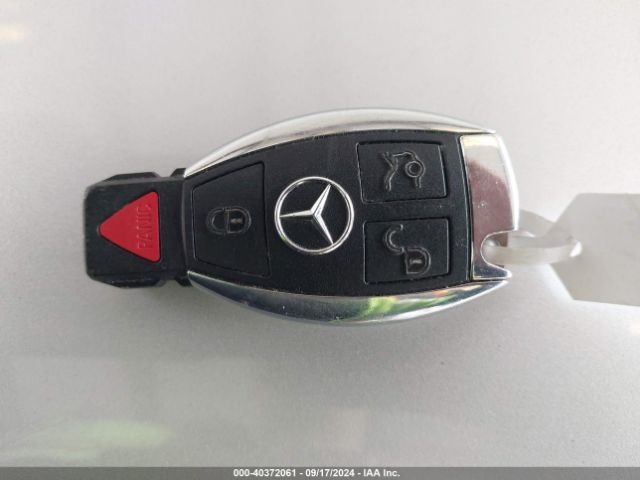 WDDSJ4GB5KN727392 Mercedes-Benz CLA 250 4MATIC