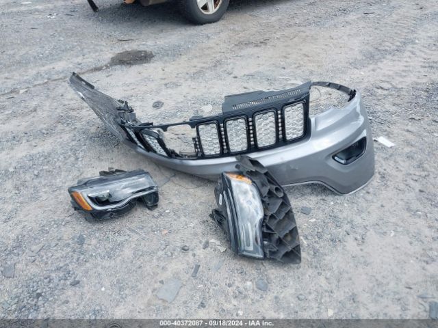 1C4RJEAG2MC638381 Jeep Grand Cherokee Laredo X 4x2