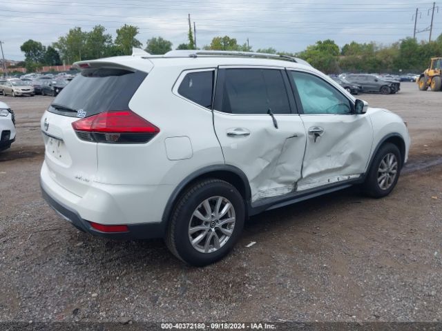 KNMAT2MV9HP604372 Nissan ROGUE SV