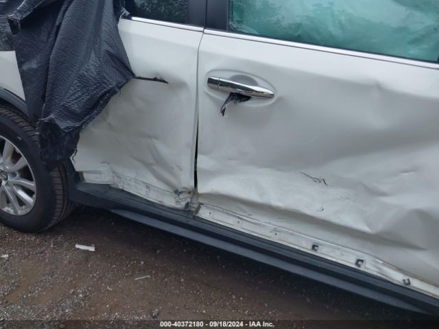 KNMAT2MV9HP604372 Nissan ROGUE SV