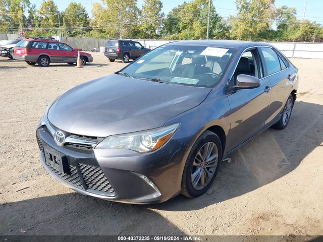 Toyota CAMRY SE 2015 4T1BF1FK8FU054388 Image 2