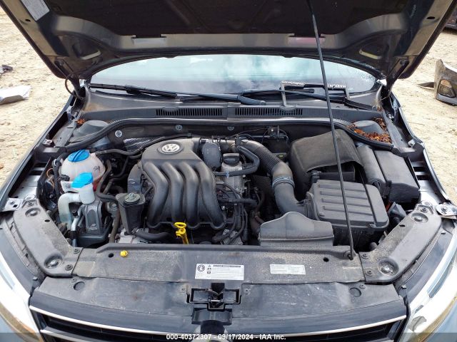 3VW2K7AJXFM315846 Volkswagen Jetta 2.0l S