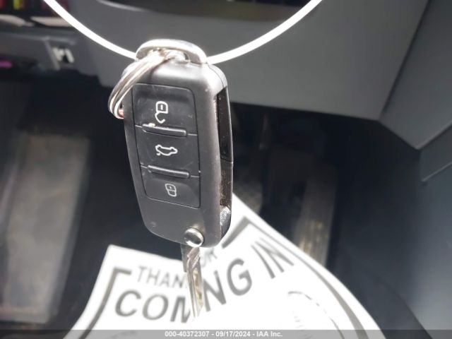 3VW2K7AJXFM315846 Volkswagen Jetta 2.0l S