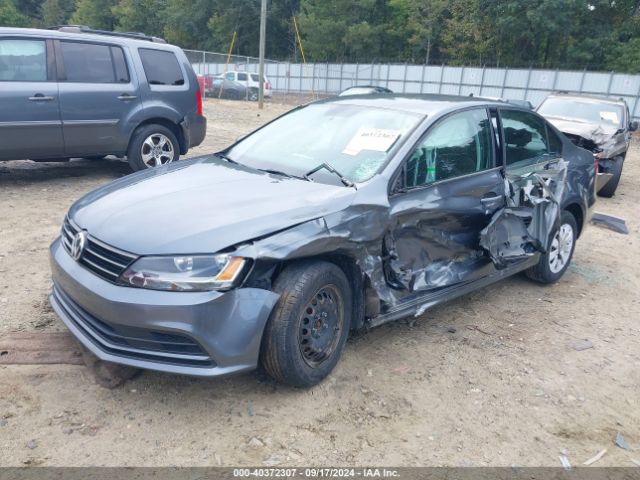 3VW2K7AJXFM315846 Volkswagen Jetta 2.0l S