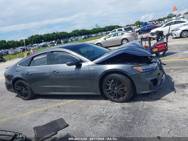 Audi A7 55 Premium 2019 WAUV2AF24KN113516 Image 13