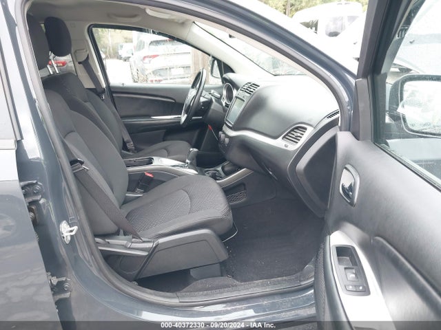 3C4PDDBG0JT152806 Dodge Journey Sxt Awd