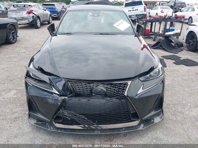 Lexus IS 300 2019 JTHBA1D20K5093369 Image 12