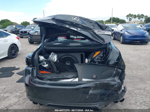 Lexus IS 300 2019 JTHBA1D20K5093369 Image 16