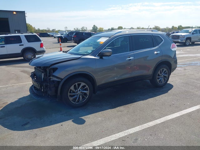 JN8AT2MV7GW135033 Nissan Rogue Sl