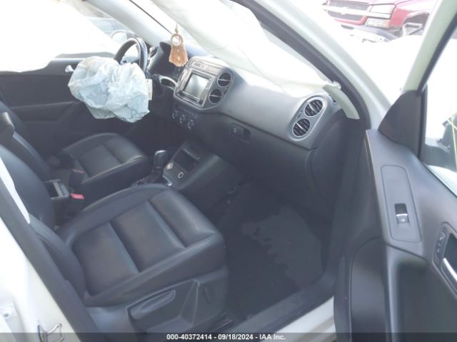 WVGSV7AX8HK033502 Volkswagen Tiguan 2.0t Wolfsburg Edition
