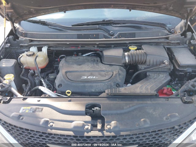 Chrysler Pacifica Touring Plus 2017 2C4RC1BGXHR768388 Image 10