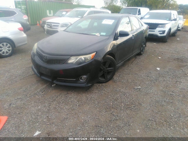 Toyota CAMRY SE 2014 4T1BF1FK8EU469001 Image 2