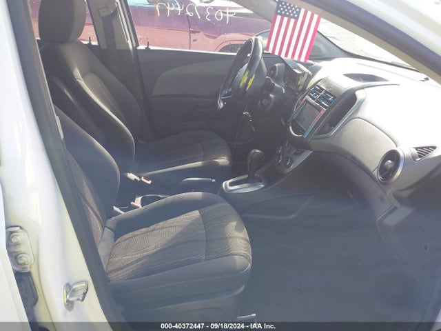 Chevrolet Sonic Lt Auto 2016 1G1JC5SH8G4111029 Image 5