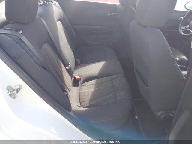Chevrolet Sonic Lt Auto 2016 1G1JC5SH8G4111029 Image 8