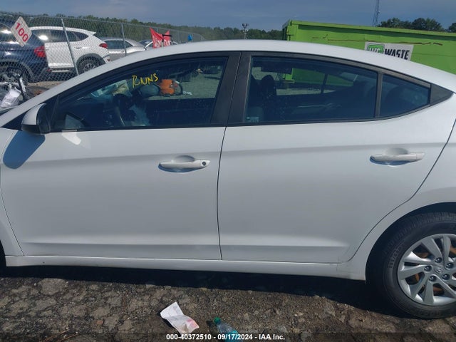 Hyundai ELANTRA SE 2019 5NPD74LF3KH412908 Image 14