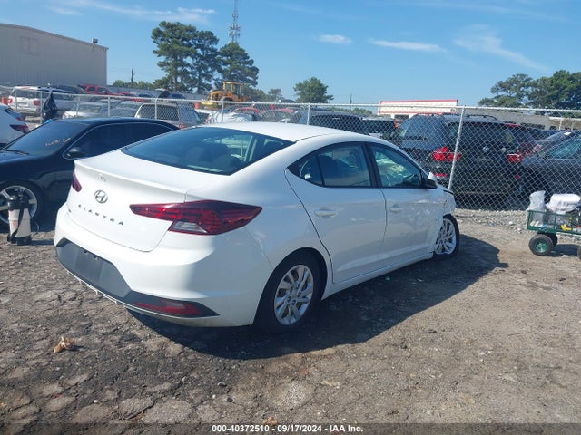Hyundai ELANTRA SE 2019 5NPD74LF3KH412908 Image 4