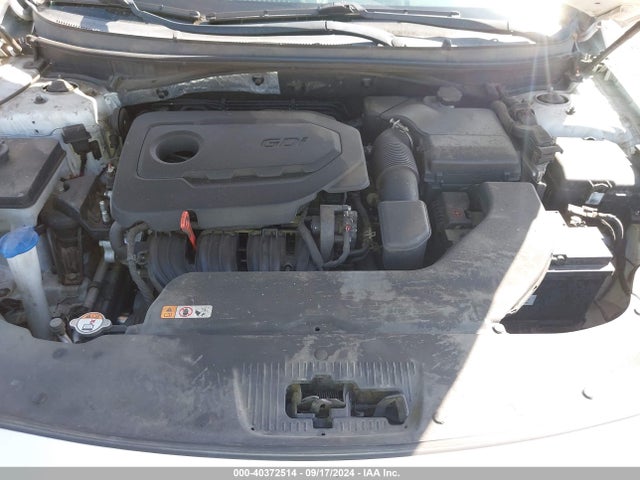 Hyundai SONATA SE 2017 5NPE24AF2HH560367 Image 10