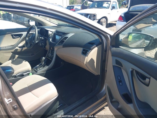 2014 Hyundai Elantra Se მანქანა იყიდება აუქციონზე, vin: 5NPDH4AE0EH481258, აუქციონის ნომერი: 40372536