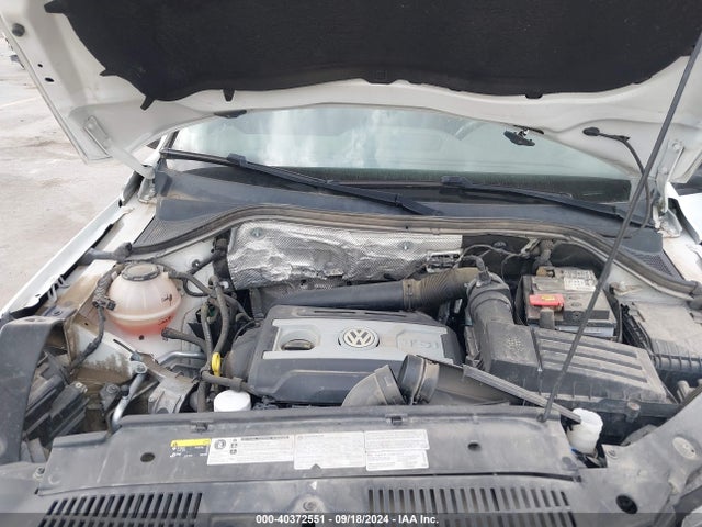 WVGBV7AX8HK053331 Volkswagen Tiguan 2.0t/s