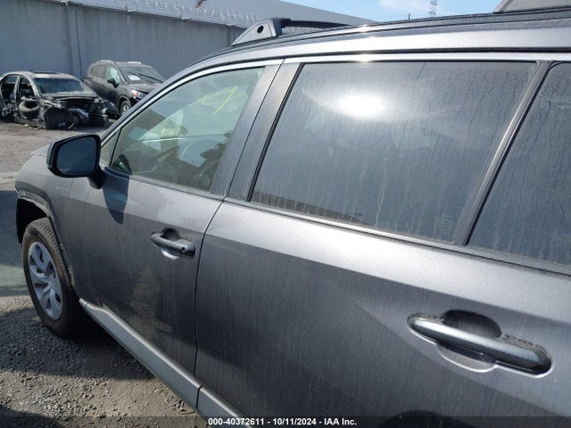 Toyota RAV4 LE 2019 JTMH1RFV6KJ007653 Image 15