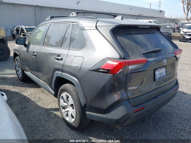 Toyota RAV4 LE 2019 JTMH1RFV6KJ007653 Image 3