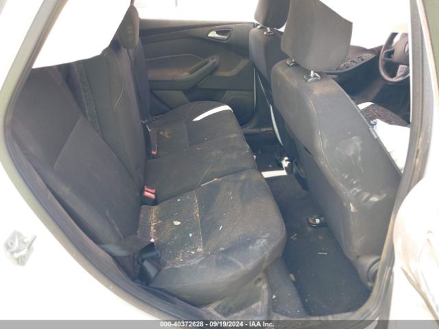 1FADP3K22GL268706 Ford FOCUS SE
