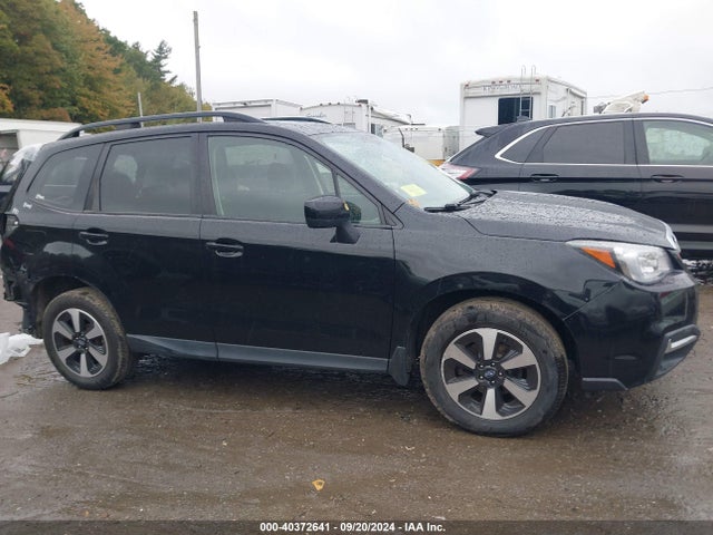 Subaru Forester 2.5i Premium 2017 JF2SJAECXHH408745 Image 14