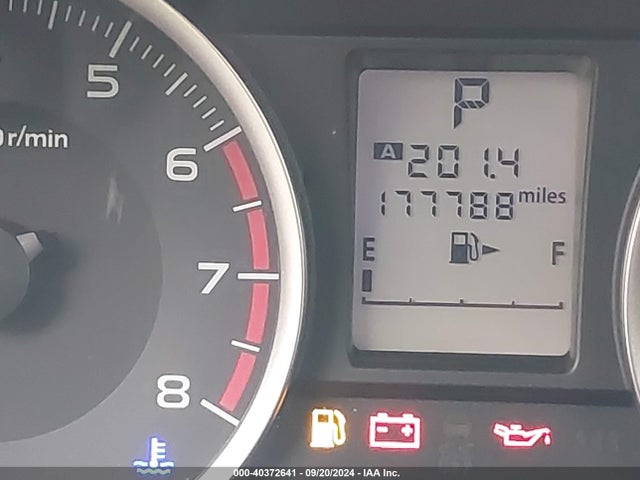 Subaru Forester 2.5i Premium 2017 JF2SJAECXHH408745 Image 16