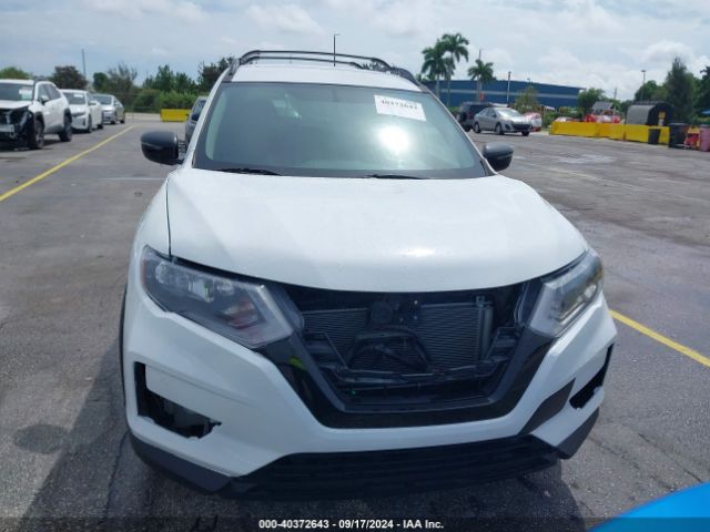5N1AT2MVXHC812425 Nissan ROGUE SV