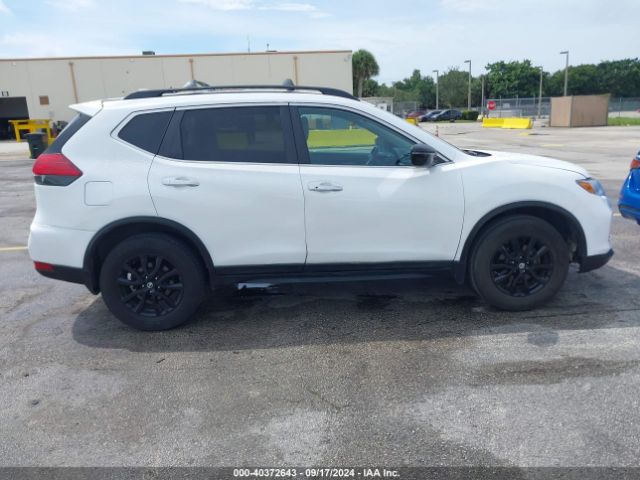 5N1AT2MVXHC812425 Nissan ROGUE SV